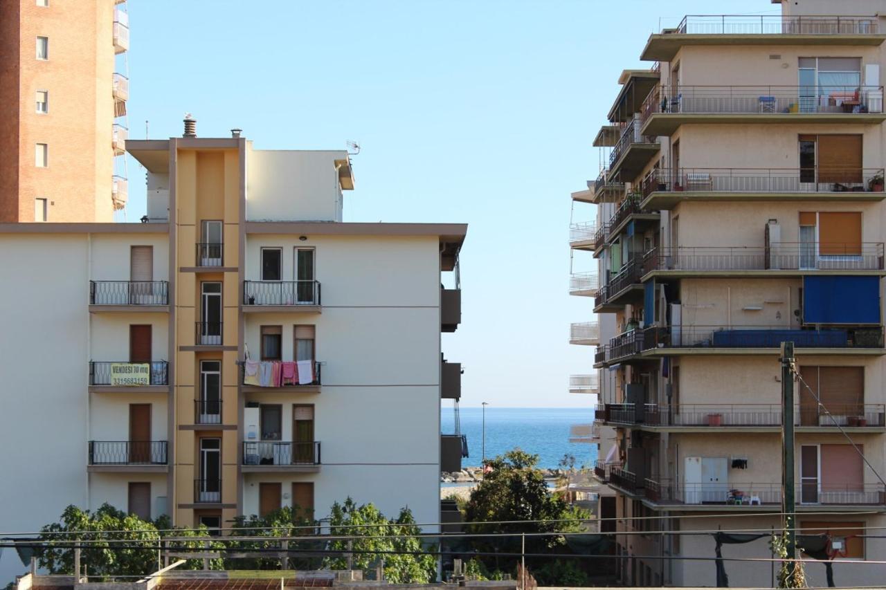 Persea Mare Appartamenti Arma di Taggia Exterior photo